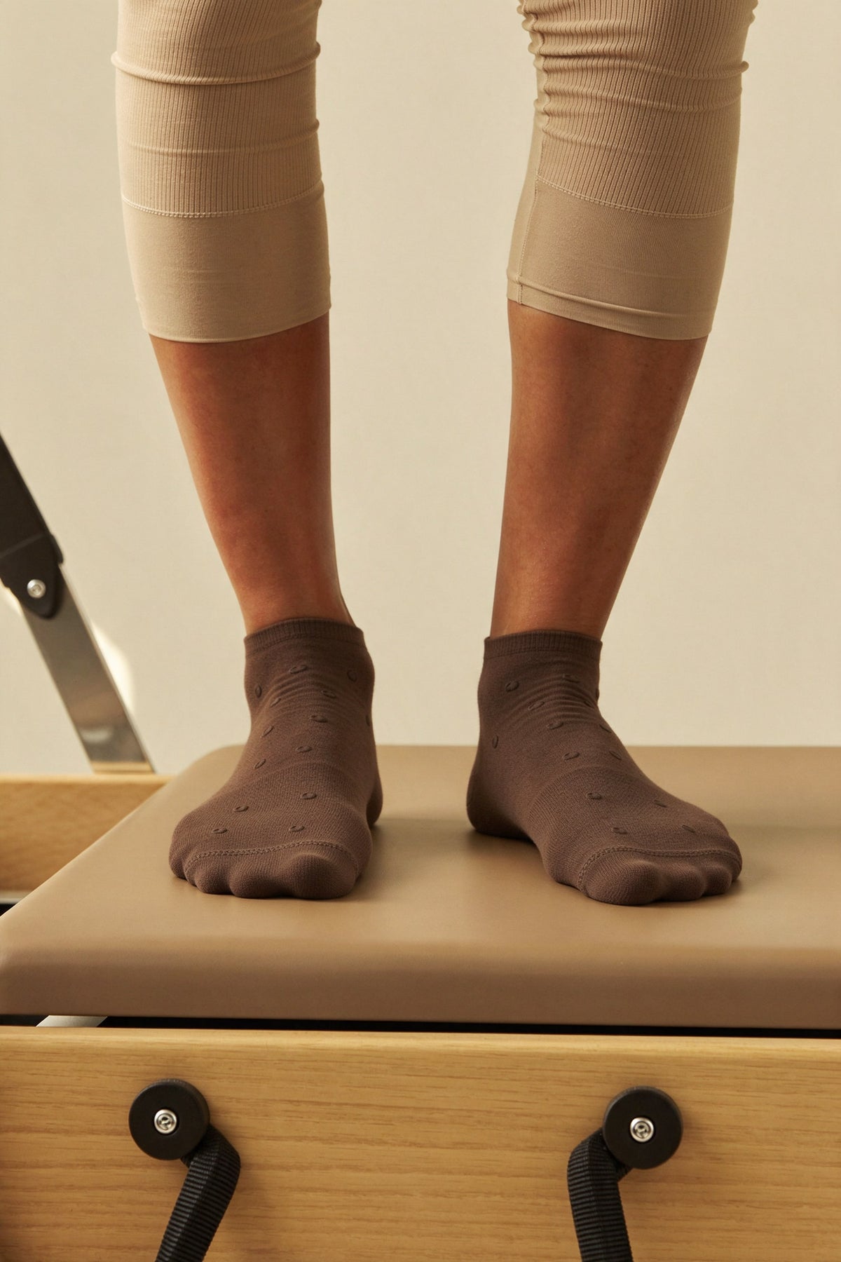 Chaussettes Pilates antidérapantes · lot de 2 · Cacao